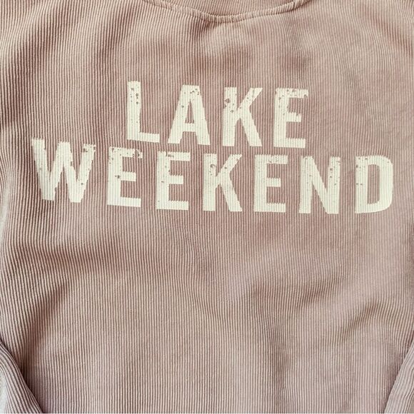 Coeur de Vague Boutique Euro-Inspired Lake Weekend Corduroy Sweatshirt | Size: M - Picture 2 of 8